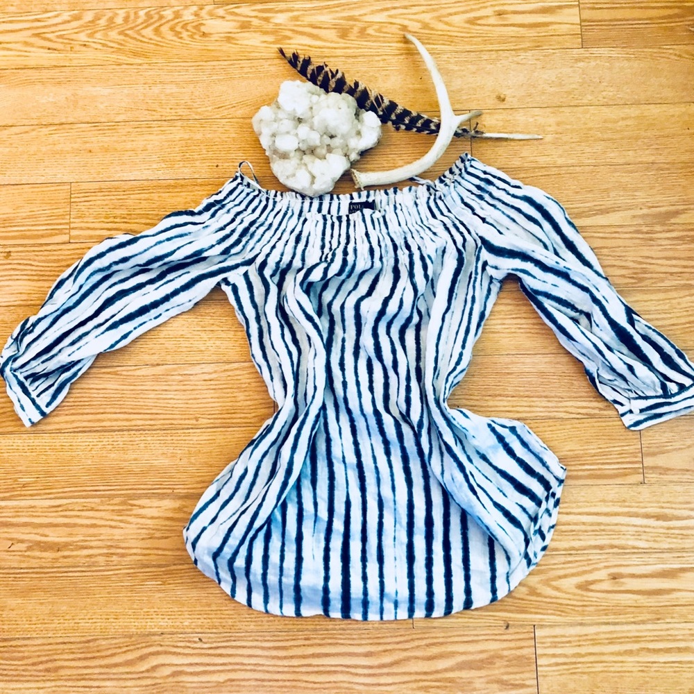 Ralph Lauren Off the shoulder shirt - Picture 1 of 4